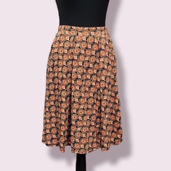 Lularoe A-Lined Flared Skirt.  Size Xsmall - Picture 1 of 3